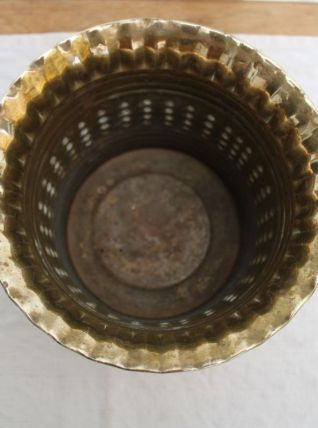 Cache-pot doré
