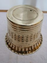 Cache-pot doré