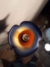 lampe tripode bronze doré , tulipe pate de verre orange et b