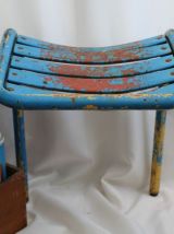 Chaise en métal 