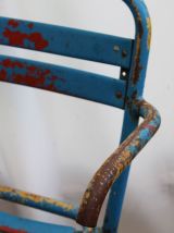 Chaise en métal 