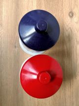 2 pots à épices en verre opalin