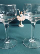 Lot de 4 adorables verres à pied gravés Vintage