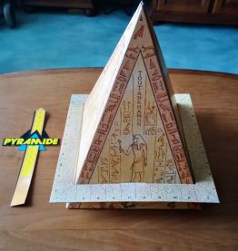 JEU DE SOCIETE - PYRAMIDE - EDITION LUXE - 1996