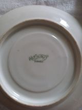 8 tasses et soucoupes Limoges. 
