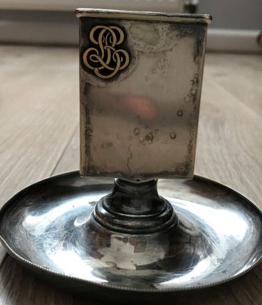 porte briquet métal argenté