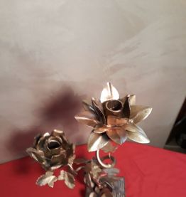 chandelier  en fer motif   fleural et pied  en fonte d acier