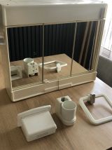 Armoire salle de bain année , porte serviette et porte verre