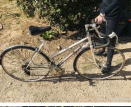 Vends vélo vintage  femme demi course des années 70,