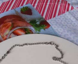 Collier année 70