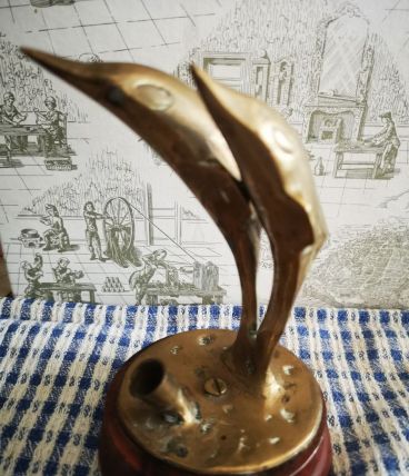 ancien porte crayon de bureau etain bronze 2 dauphins 