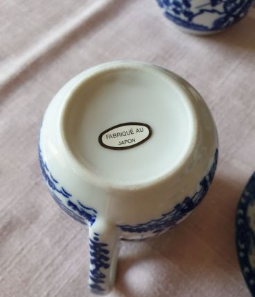 Service à café à fleurs de cerisier bleues
