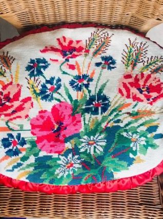 Coussin ovale canevas champêtre 1969