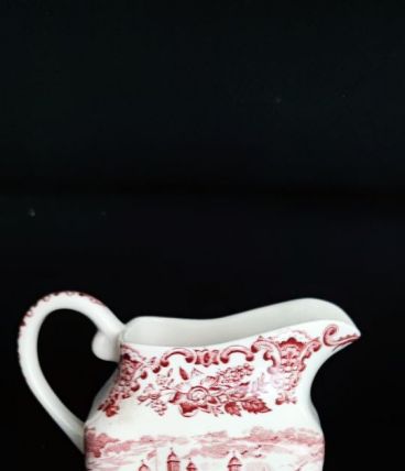 POT A LAIT ROYAL HOME OF BRITAIN