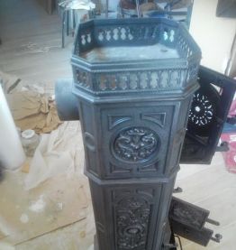 Ancien Poêle pour décoration