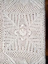 Ancienne nappe au crochet fait main (coton)