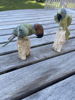 Couple de perroquet en pierres