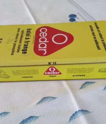 Boîte métal O cédar balai à frange n°13