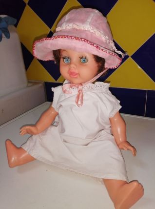 Poupée vintage