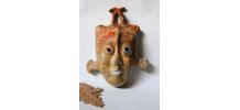 Masque en papier mâché style art ethnique. Pièce unique.