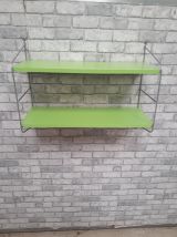 etagere en bois laqué 1975 a 80    48x60x22 vert et noir et 