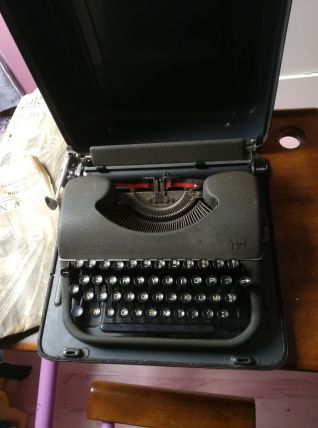 Machine à écrire Japy 