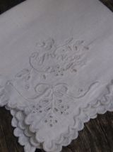 3 mouchoirs anciens dentelle et broderie