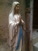 Grande vierge de 114 cm de hauteur 
