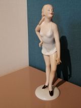 FIGURINE STYLE ART DECO EN PORCELAINE DE WALLENDORF 