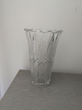 Vase en verre transparent 