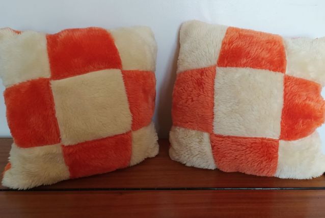  Paire Très beau coussins orange et blanc authentique vintag
