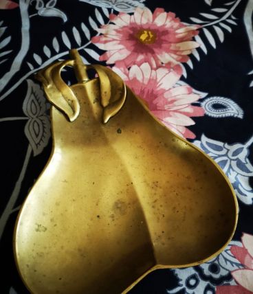 COUPELLE LAITON BRONZE FORME de POIRE 