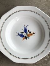 Série de 6 assiettes - en porcelaine