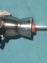 Bouchon verseur Casque de Chevalier en Métal