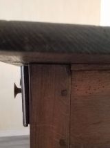 JOLI PETIT BUREAU VENDÉEN  EN BOIS 19ème, travail artisanal.