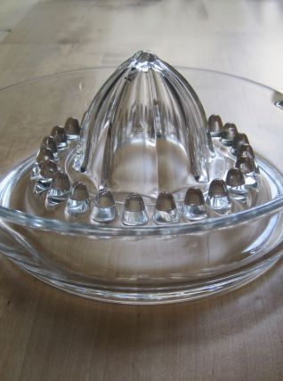 presse agrumes en verre vintage     