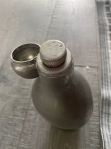Bouteille étain et verre ancien 