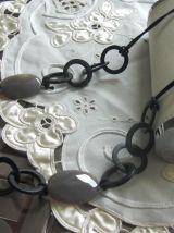 Sautoir lien marron , anneaux bois , cristal anthracite 