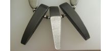 Collier , languettes bois et perles de verre 