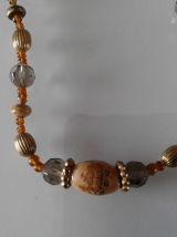 Collier en perles de verre marron