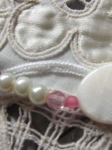 Collier perles de verre et quartz rose