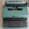 Machine à écrire Olivetti Lettera 32 années 60