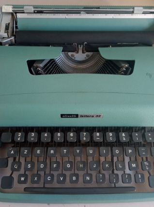 Machine à écrire Olivetti Lettera 32 années 60
