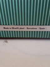Machine à écrire Olivetti Lettera 32 années 60