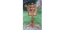 Ancien berceau en bois sur pied (bercelonette)