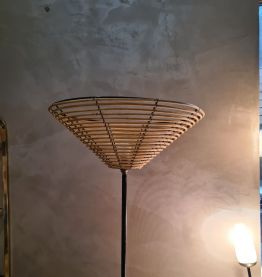 lampadaire a tablette vintage année 1960, design,  élégant  
