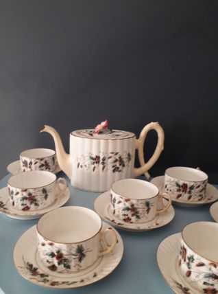 service à thé en porcelaine