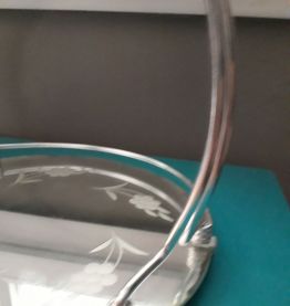Plateau miroir gravé avec anse vintage