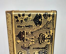 Boite en métal dorée De Beukelaer Antwerp