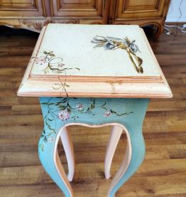 Petite table haute de décoration avec son miroir assorti